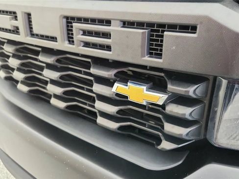 Used 2021 Chevrolet Silverado 1500 W/T w/ WT Value Package AWD/4WD image 16