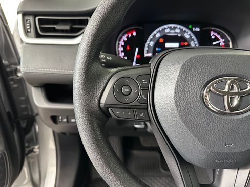 Used 2025 Toyota RAV4 LE image 15
