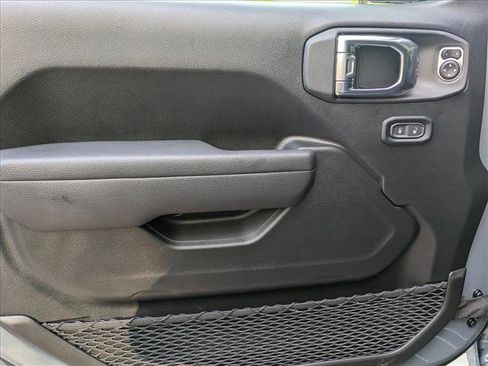 New 2025 Jeep Gladiator Sport image 16