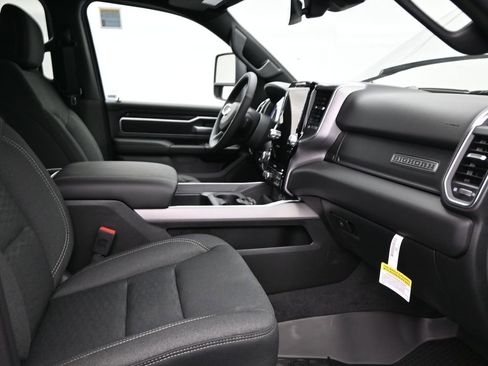 New 2026 RAM 1500 Big Horn AWD/4WD image 17
