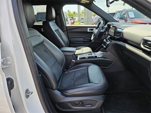 Used 2022 Ford Explorer ST-Line w/ Class IV Trailer Tow Package image 14