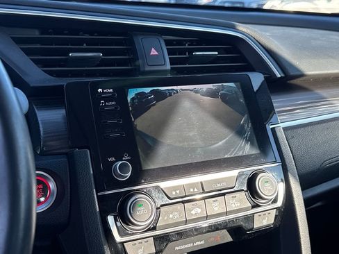 Used 2020 Honda Civic EX image 22