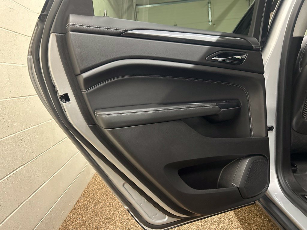 Used 2016 Cadillac SRX FWD image 16
