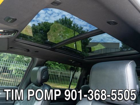 Used 2022 Jeep Wagoneer Series III w/ Premium Group I RWD image 12