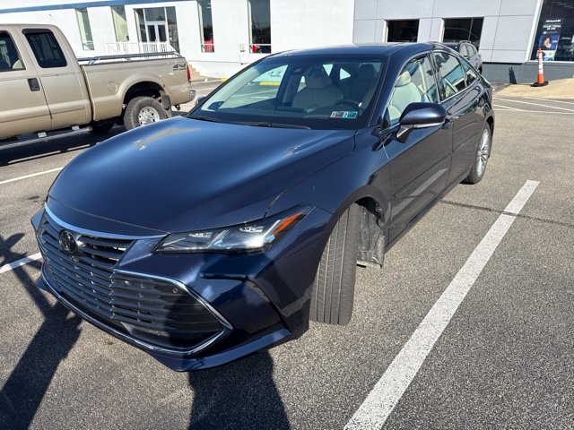 Used 2020 Toyota Avalon Limited w/ Advanced Safety Package FWD image 1