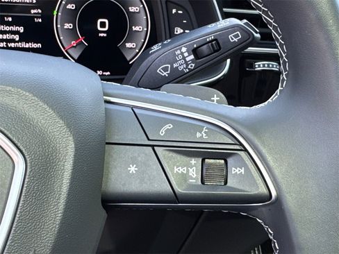 Used 2025 Audi Q7 2.0T Premium Plus image 24