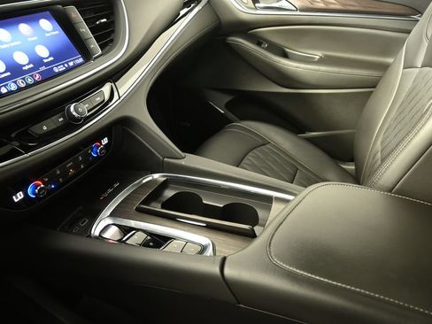 Used 2023 Buick Enclave Avenir w/ LPO, Floor Liner Package AWD/4WD image 36