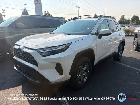 Used 2025 Toyota RAV4 XLE w/ Convenience Package AWD/4WD image 1