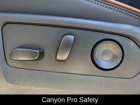 New 2026 GMC Canyon AT4 image 23