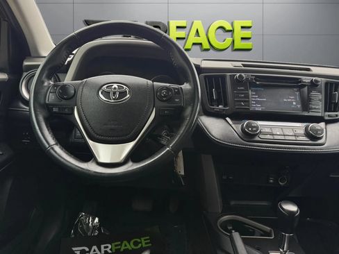 Used 2018 Toyota RAV4 XLE AWD/4WD image 24