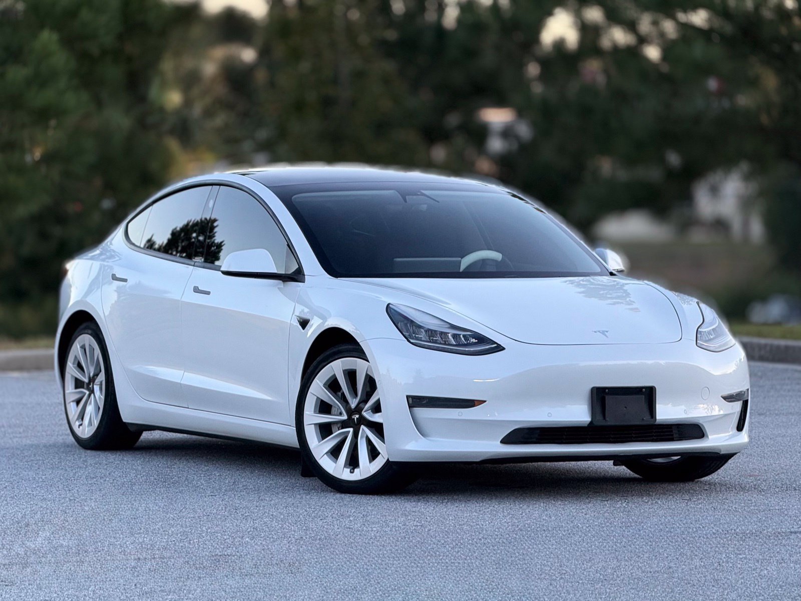 Used 2021 Tesla Model 3 Standard Range Plus RWD image 13