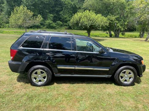 Used 2007 Jeep Grand Cherokee Limited image 20