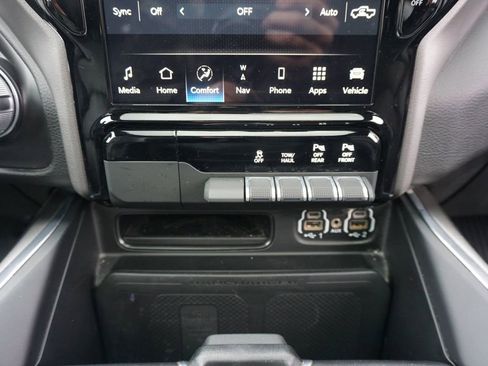 Used 2022 RAM 1500 Laramie image 13