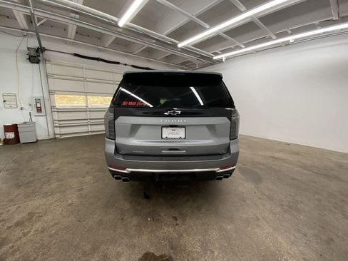 Used 2025 Chevrolet Tahoe High Country image 5