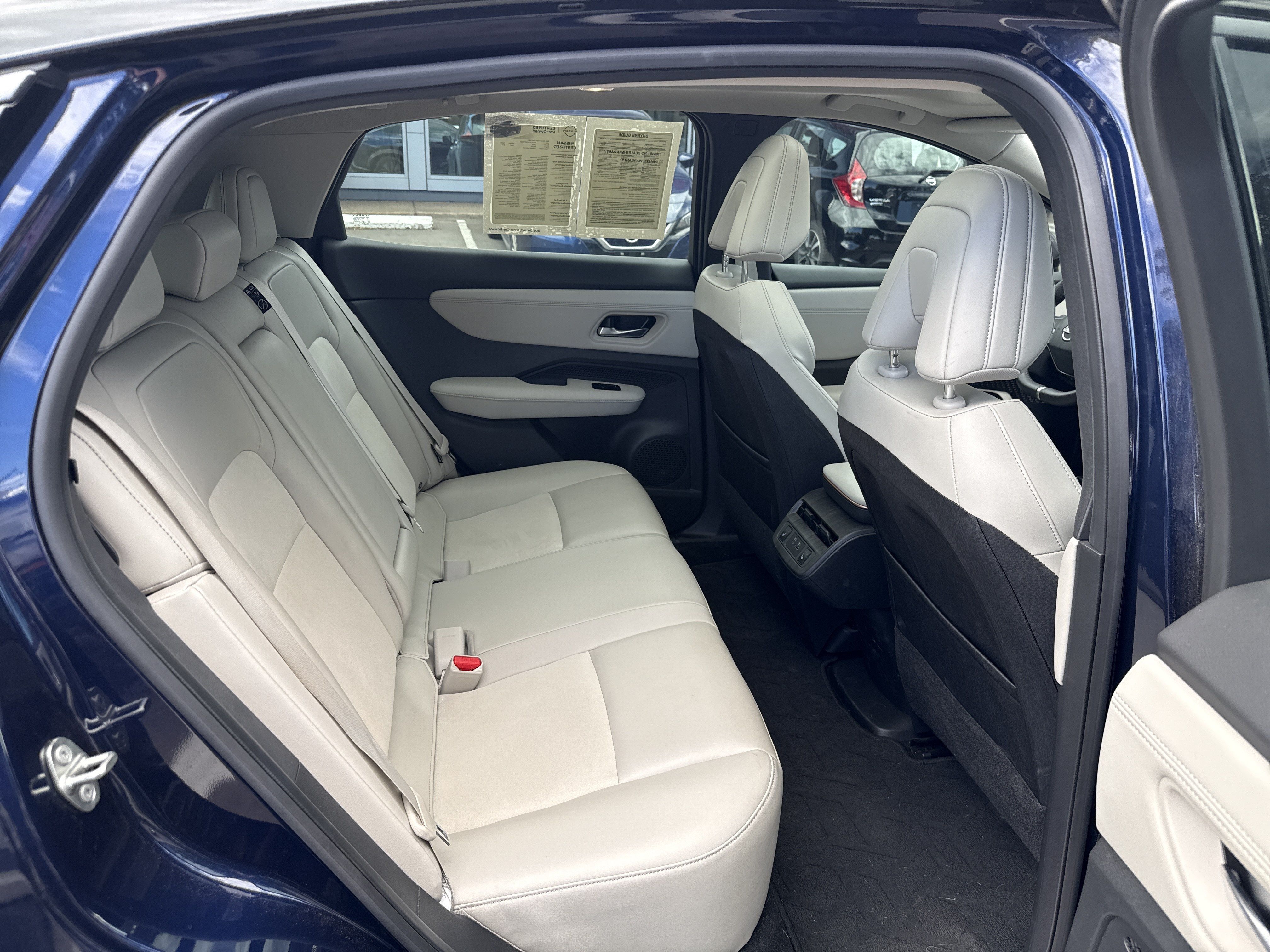 Used 2024 Nissan Ariya AWD image 14