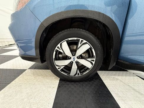 Used 2019 Subaru Forester Touring w/ Popular Package #3 image 12