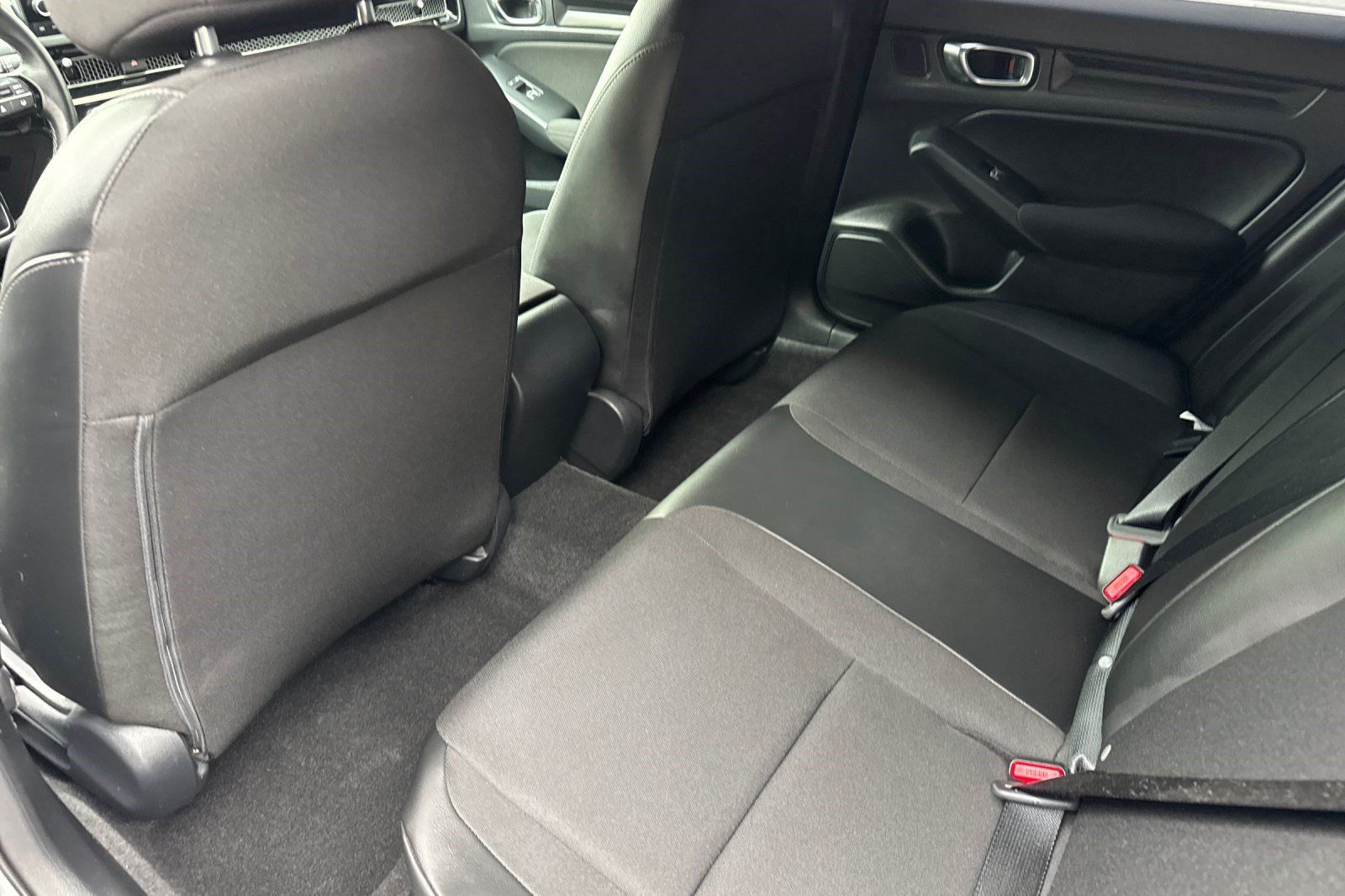 Used 2025 Honda Civic Sport image 24