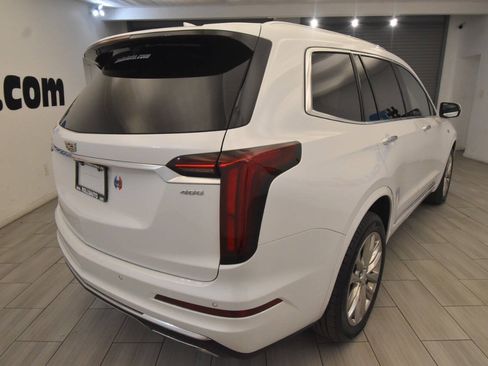 Used 2023 Cadillac XT6 Premium Luxury AWD/4WD image 5