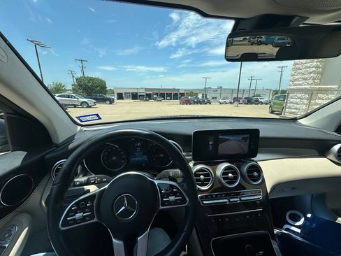 Used 2021 Mercedes-Benz GLC 300 image 16