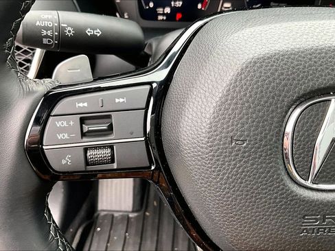 Used 2025 Acura ADX FWD image 27