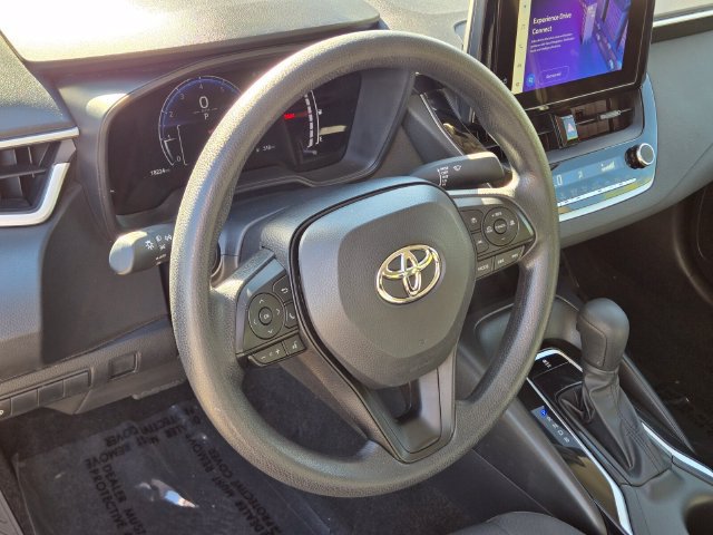 Used 2026 Toyota Corolla LE FWD image 25