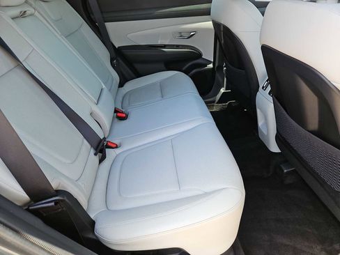 Certified 2025 Hyundai Tucson Limited AWD/4WD image 20