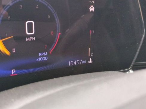 Used 2025 Chevrolet Trax LT image 12