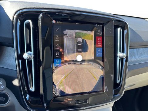 New 2026 Volvo XC40 B5 Plus w/ Protection Package Premier image 15