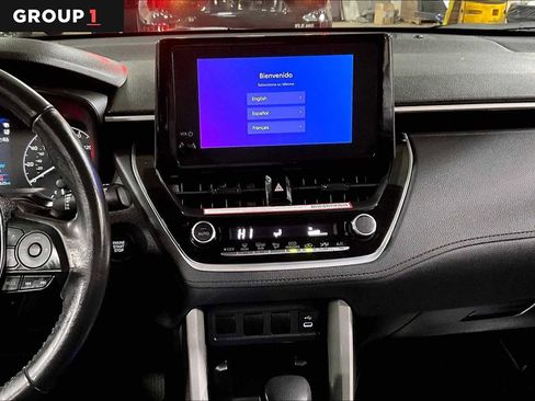 Certified 2024 Toyota Corolla Cross LE image 7