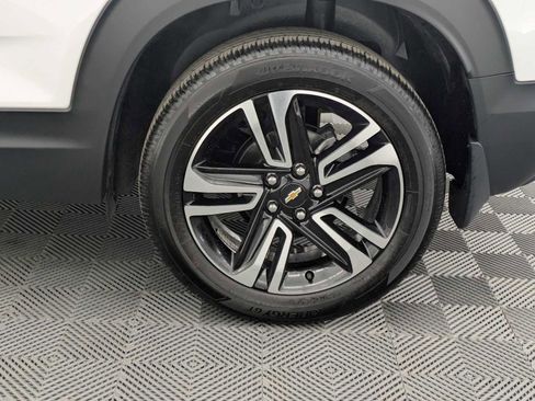 New 2025 Chevrolet TrailBlazer LT w/ LT Cold Weather Package image 14