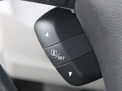 Used 2015 Subaru Forester 2.5i Premium image 16