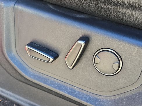 Certified 2020 Ford F150 Raptor w/ Equipment Group 802A Luxury image 12