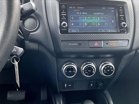 Used 2025 Mitsubishi Outlander Sport SE image 30