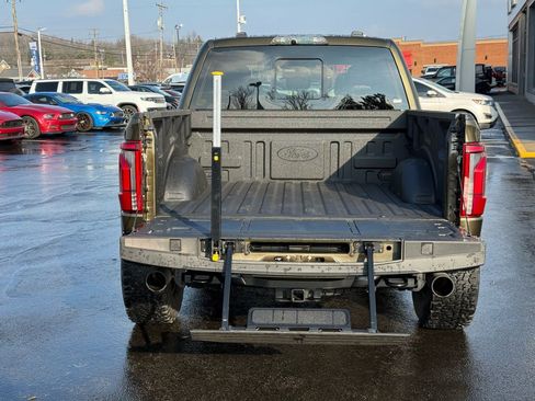 Used 2025 Ford F150 Raptor image 38