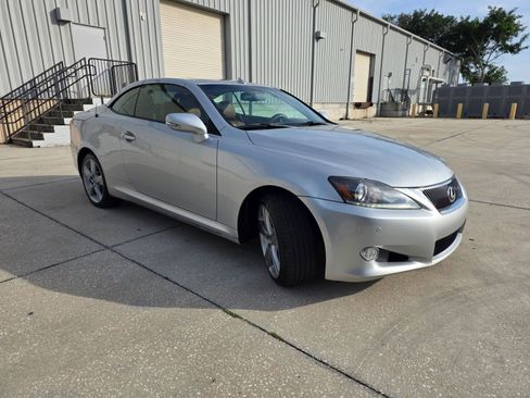 Used 2012 Lexus IS 250C w/ Luxury Pkg RWD image 13