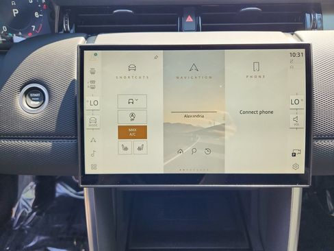 New 2026 Land Rover Discovery Sport Landmark AWD/4WD image 17