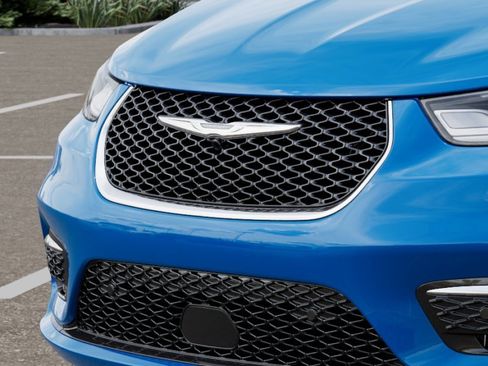 New 2026 Chrysler Pacifica Select image 11