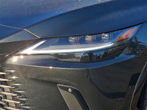 New 2026 Lexus RX 450h AWD image 32