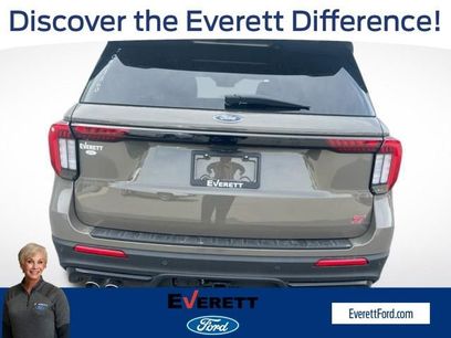 New 2026 Ford Explorer ST w/ Sun And Sound Package