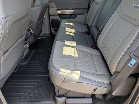 New 2026 Ford F250 Platinum w/ Platinum Plus Package AWD/4WD image 33