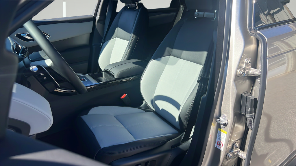 New 2026 Land Rover Range Rover Velar S AWD/4WD image 14