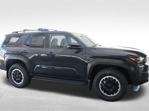 New 2026 Toyota 4Runner 4WD image 18