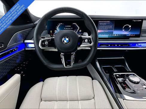 Used 2025 BMW 760i xDrive AWD/4WD image 6