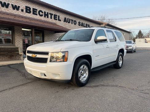 Used 2013 Chevrolet Tahoe LT image 2