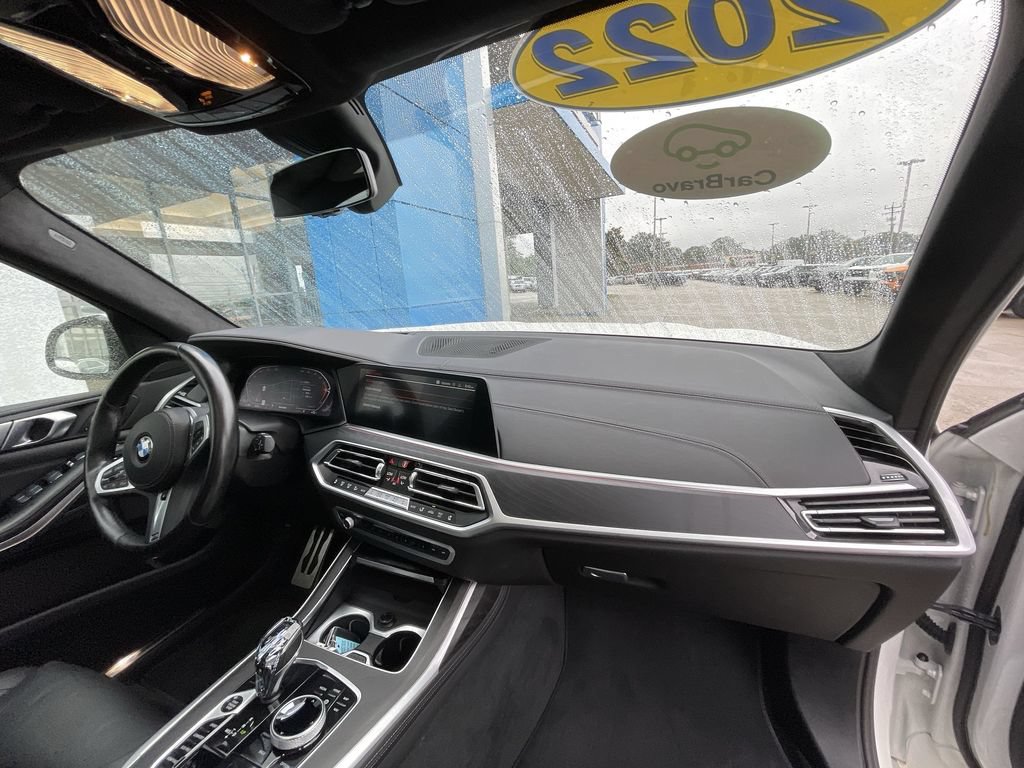 Used 2022 BMW X7 xDrive40i w/ M Sport Package AWD/4WD image 30