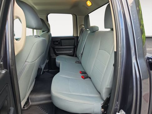 Used 2019 RAM 1500 Express AWD/4WD image 13