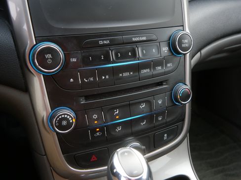 Used 2014 Chevrolet Malibu LS w/ Protection Package FWD image 26