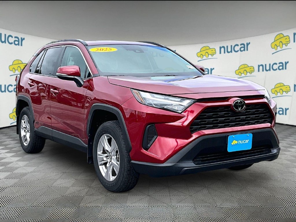 Used 2025 Toyota RAV4 XLE w/ Convenience Package AWD/4WD image 1