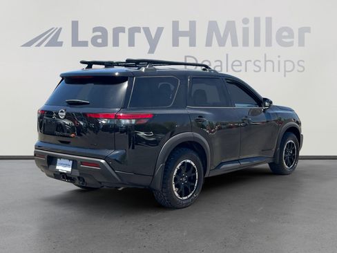 Certified 2025 Nissan Pathfinder Rock Creek AWD/4WD image 5