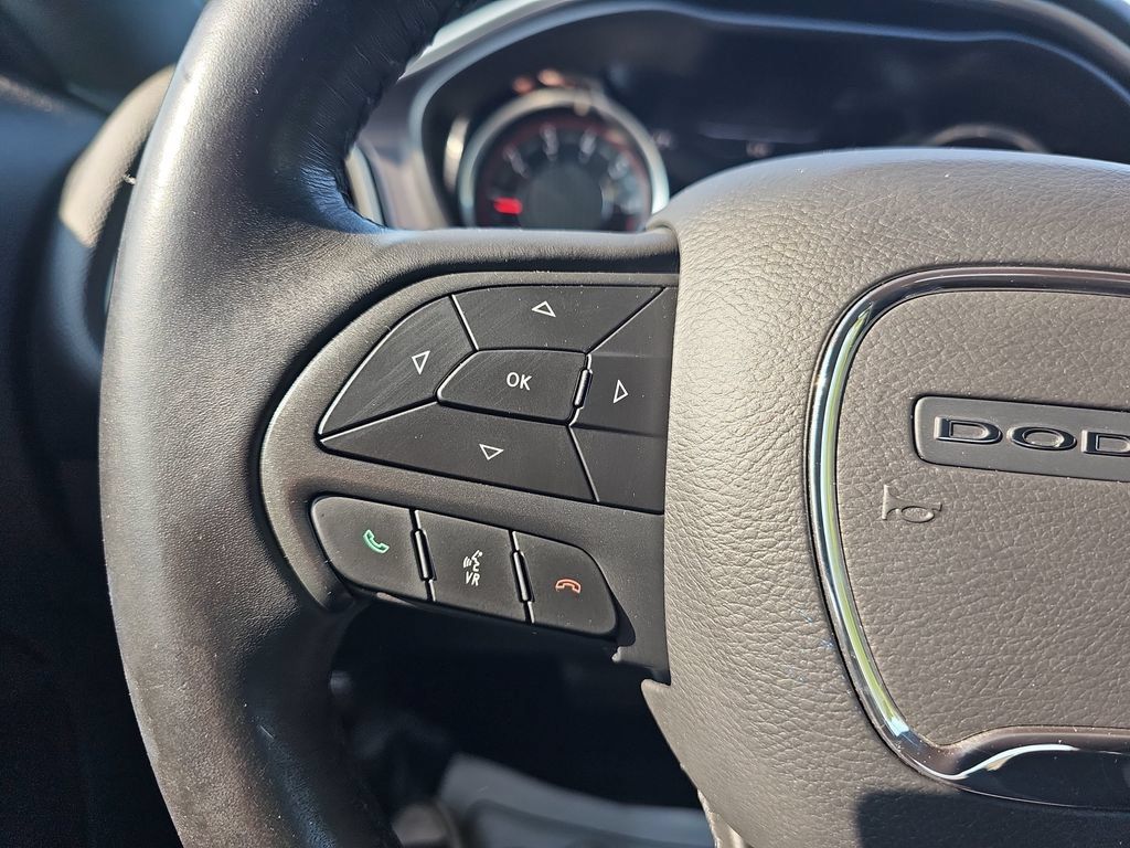 Used 2019 Dodge Challenger SXT RWD image 17